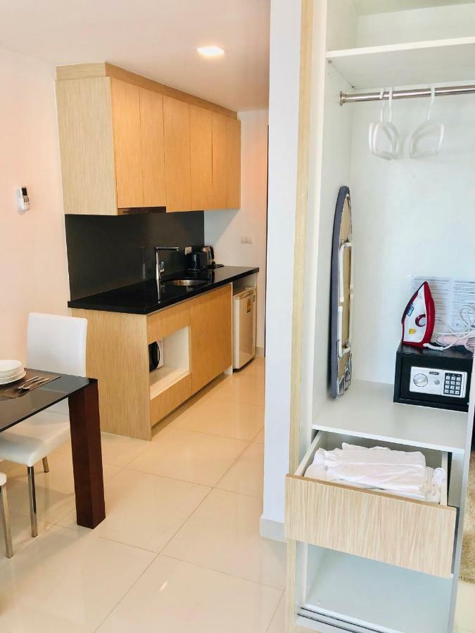 Contemporary Studio In Laguna Beach 3. Bãi biển Jomtien Ngoại thất bức ảnh